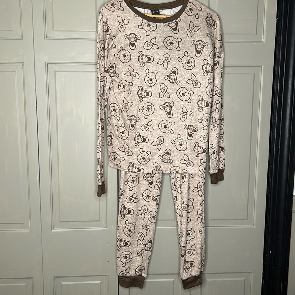 Disney Winnie the Pooh pajama set Small